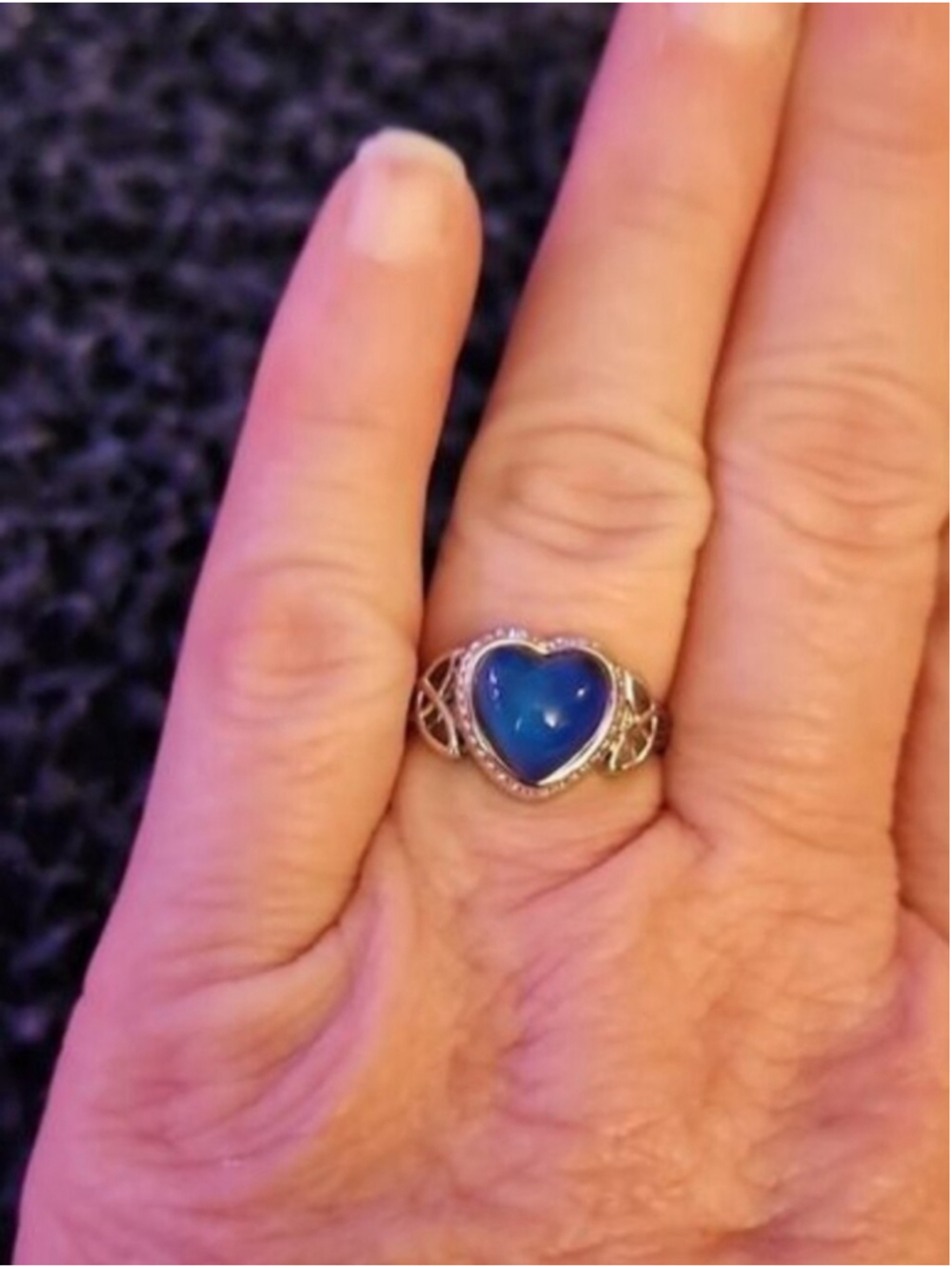 Mood Ring Heart Shaped Color Changing Temperature Sensing